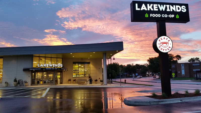 Image for 40 Years, 40 Reasons to Love Lakewinds