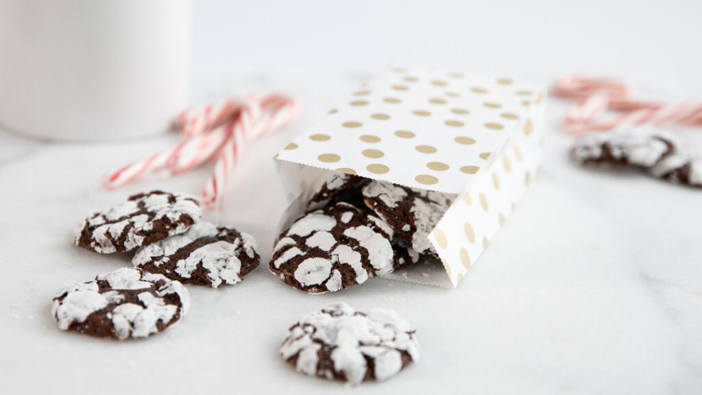 Image for Gooey Chocolate Peppermint Crinkle Cookies