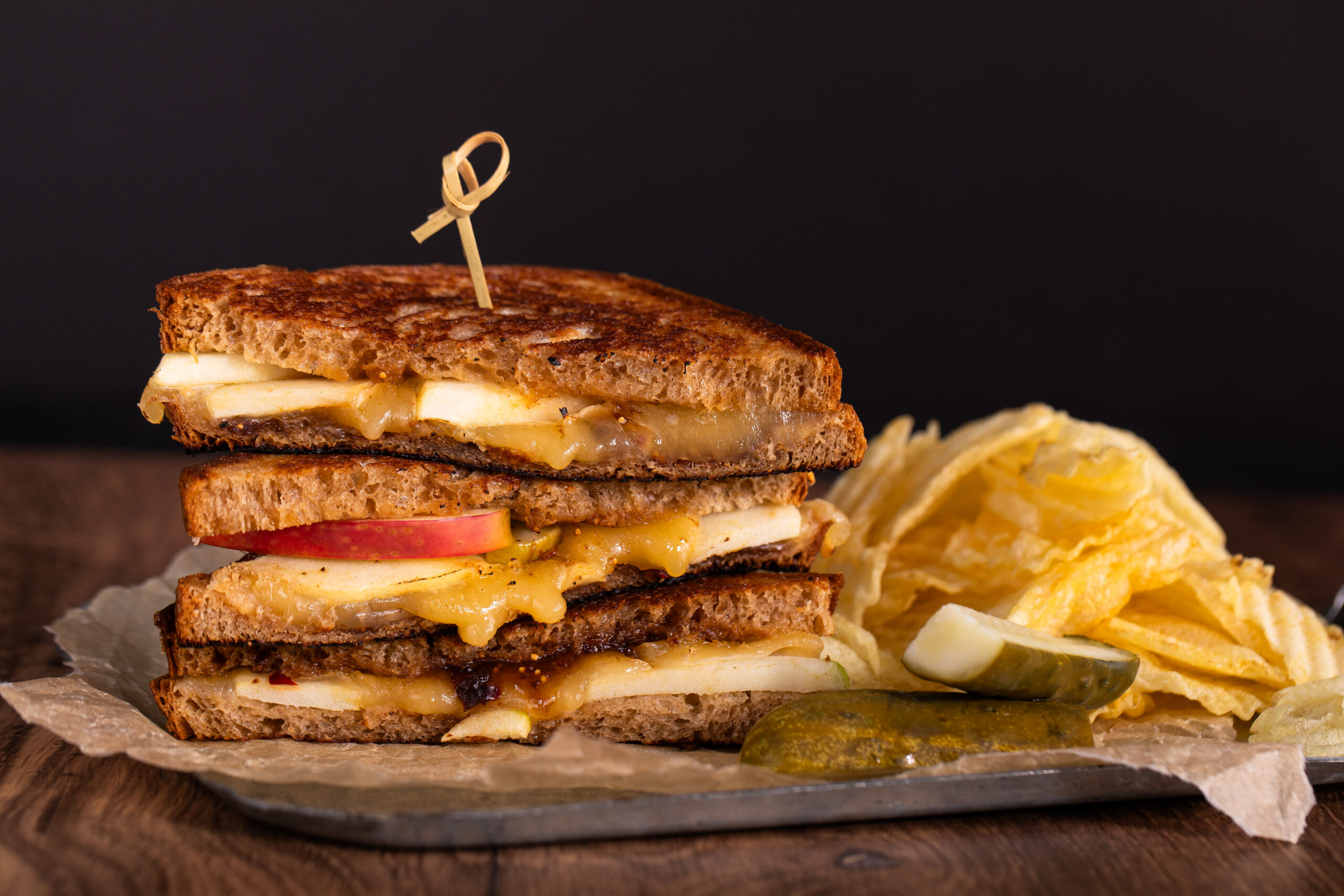 Grilled Apple Gouda Sandwich - Lakewinds Food Co-op