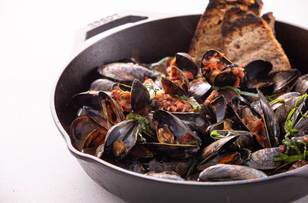 Image for Steamed Herby Mussels